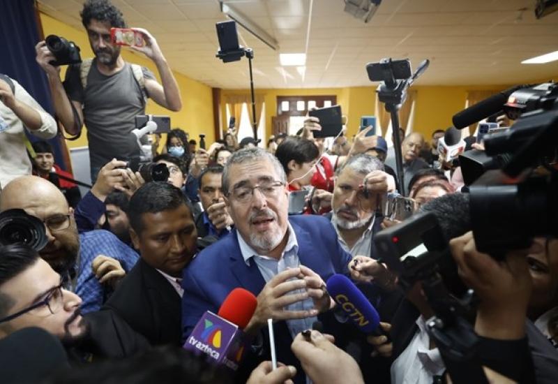 Bernardo Arevalo  - Na predsjedničkim izborima u Gvatemali pobijedio borac protiv korupcije